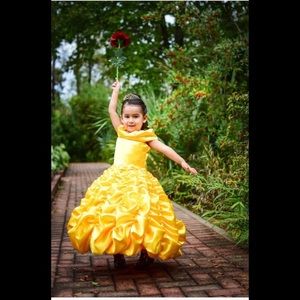 Meet your Posher, Anayeli